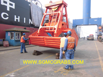 Radio remote control grapple